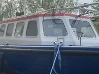 Kapal rondaan untuk dijual