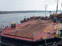 Tongkang untuk jualan