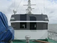 Kapal memancing untuk dijual