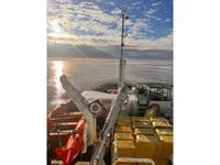 Kapal feri untuk dijual