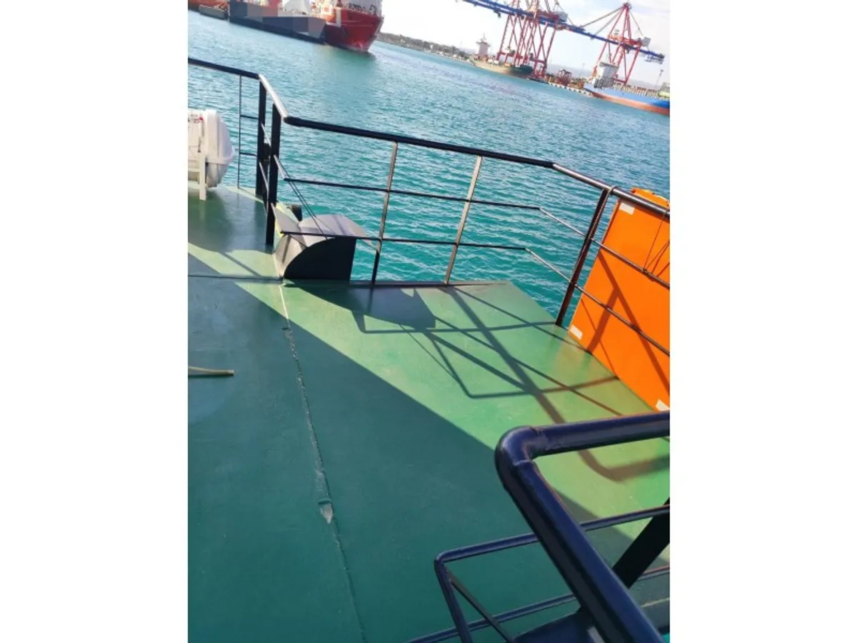 Kapal kontena untuk dijual