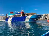 Kapal feri untuk jualan