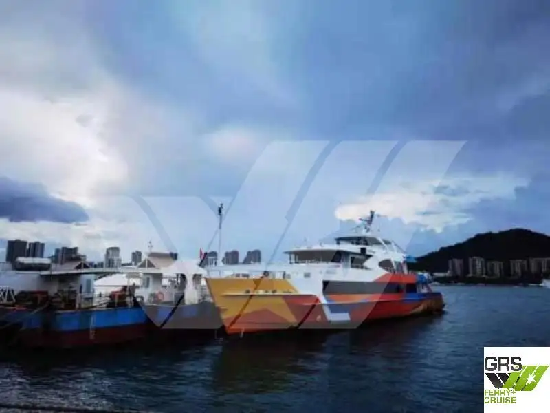 Kapal pelayaran untuk dijual