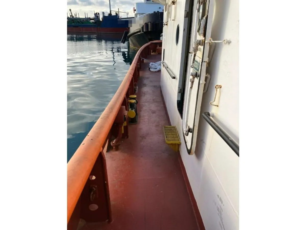 Kapal tunda untuk dijual
