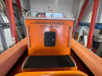 Kapal kerja untuk dijual
