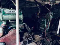 Kapal kerja untuk dijual