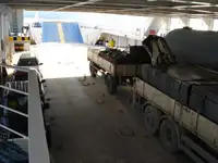 Kapal feri untuk jualan