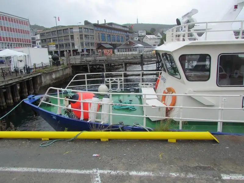 Kapal tunda untuk dijual