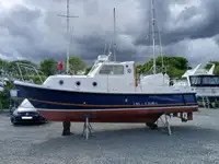 Kapal kerja untuk dijual