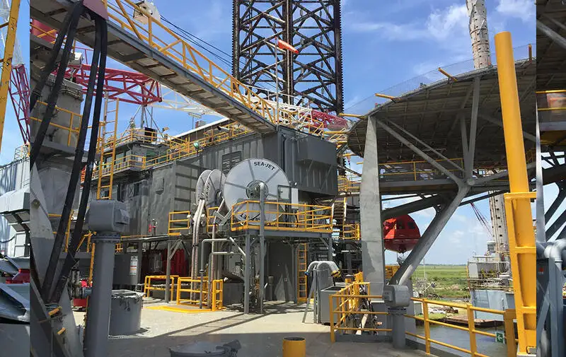 Kapal LNG untuk dijual