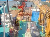 Kapal kren untuk dijual