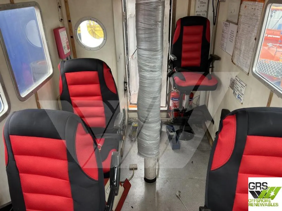 Kapal kerja untuk dijual