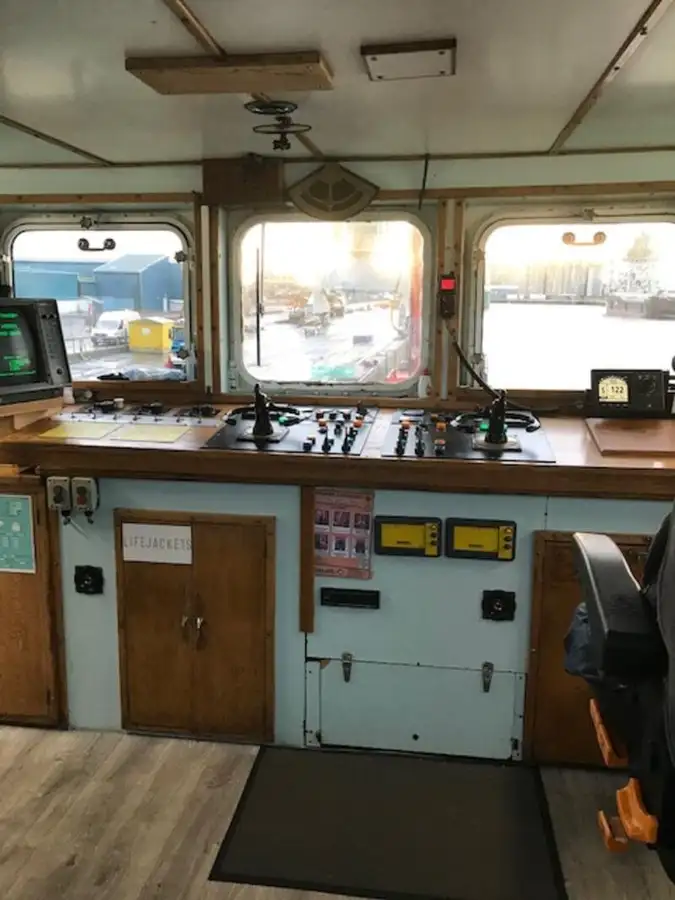 Kapal pengorek untuk dijual