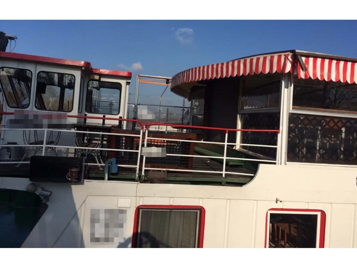 Kapal kontena untuk dijual