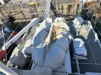 Kapal rondaan untuk dijual