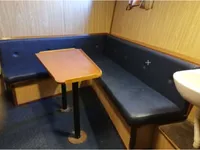 Kapal bekalan untuk dijual
