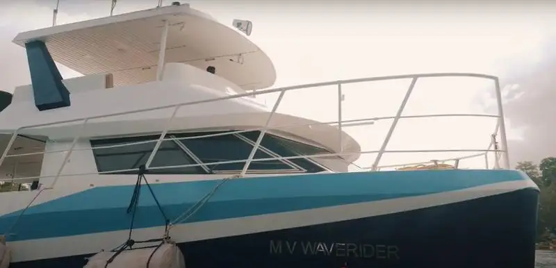 Kapal penumpang untuk dijual