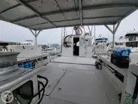 Kapal penyelamat untuk dijual