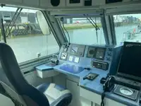 Kapal rondaan untuk dijual