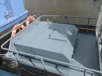 Kapal anak kapal untuk dijual