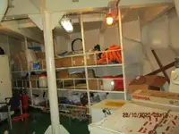 Kapal peti sejuk untuk dijual