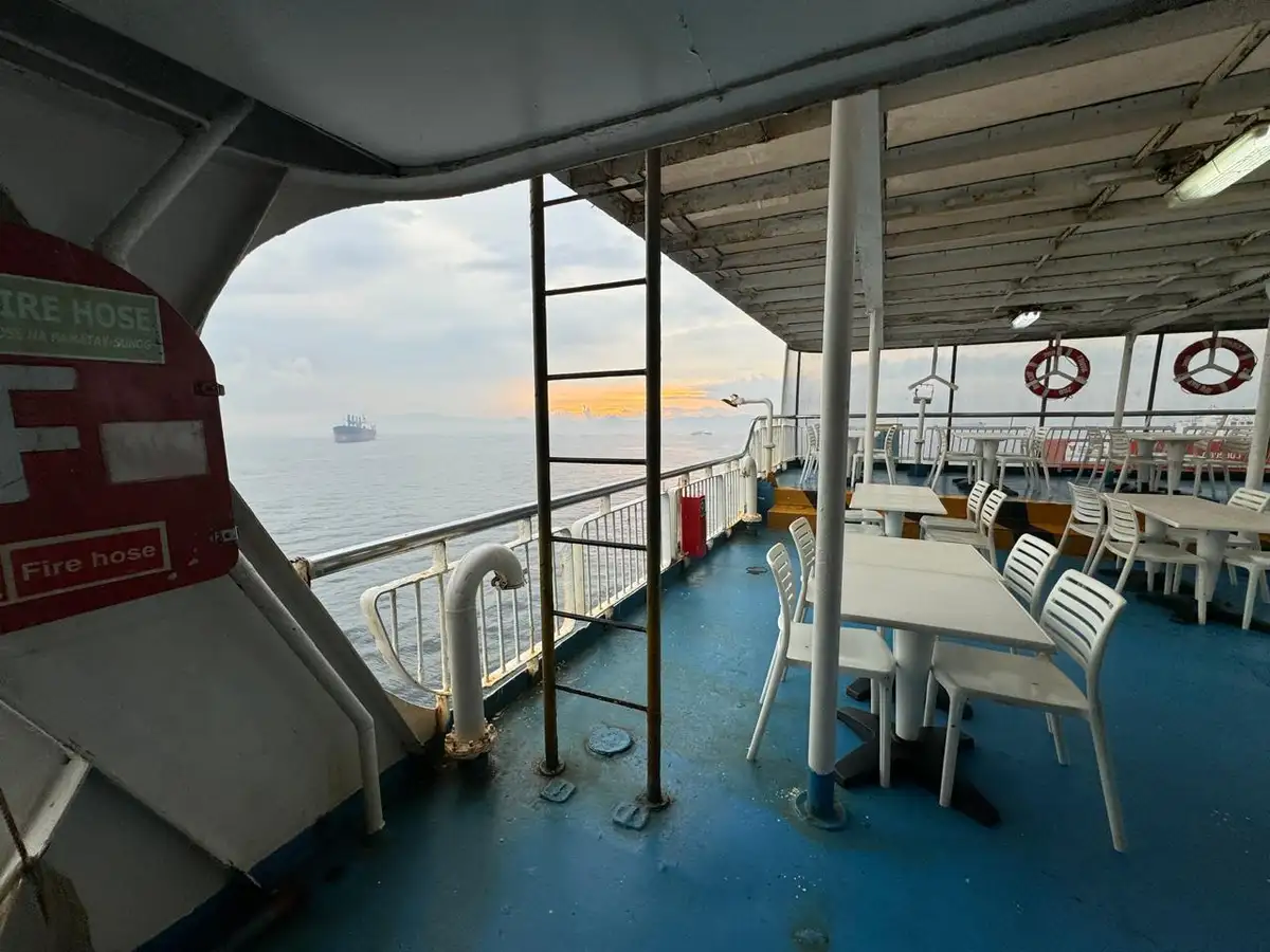Kapal pelayaran untuk dijual