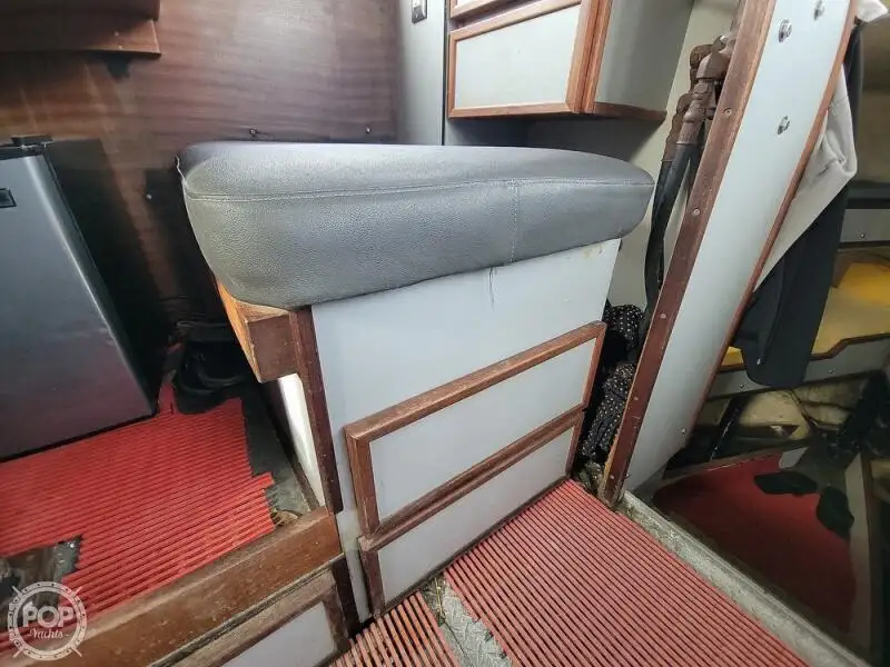 Kapal penyelamat untuk dijual