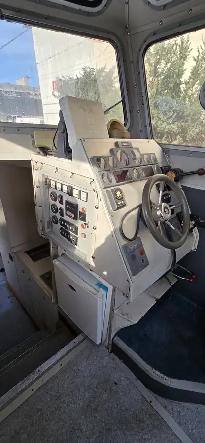 Kapal pandu untuk dijual
