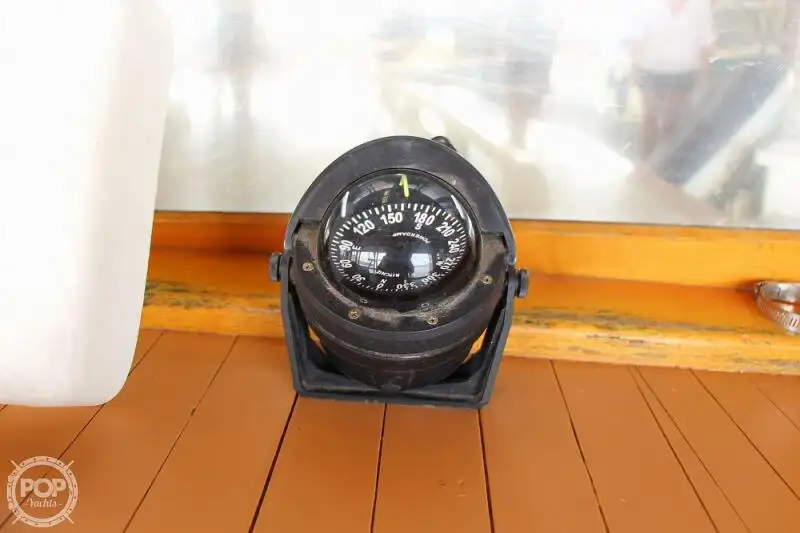 Kapal pemprosesan ikan untuk dijual