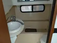 Kapal anak kapal untuk dijual