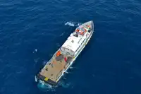 Kapal bekalan untuk dijual