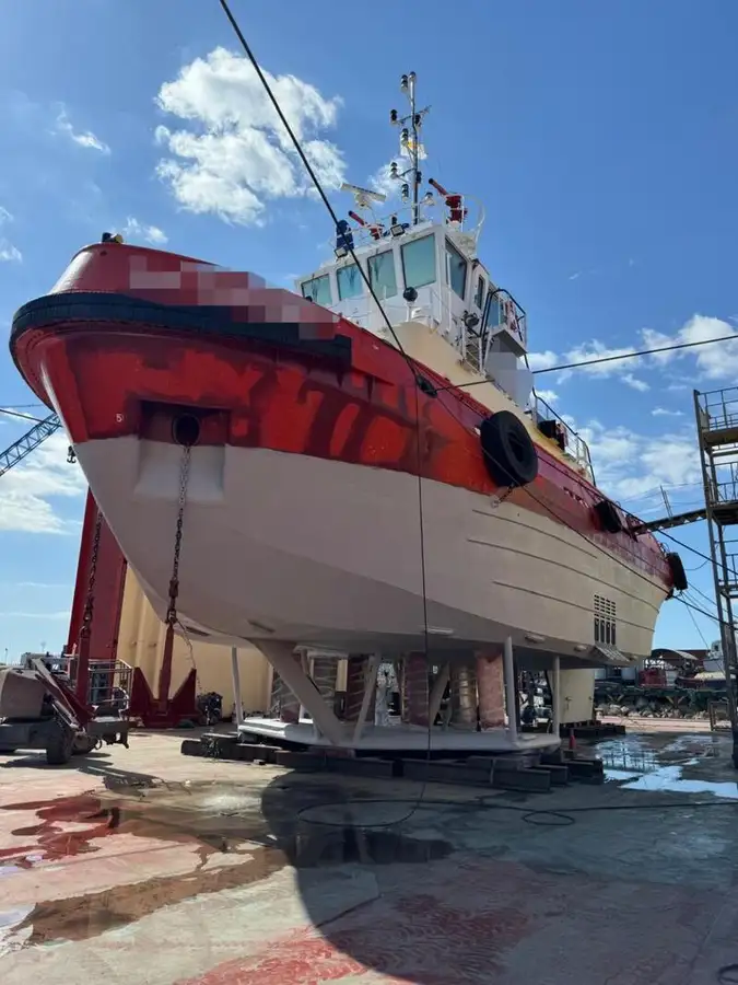 Kapal tunda untuk dijual