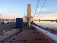 Kapal reefer untuk jualan