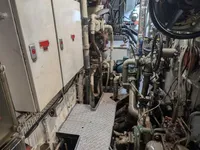 Kapal tinjauan untuk dijual