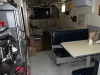 Kapal penyelidik untuk dijual