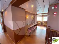 Kapal pelayaran untuk dijual