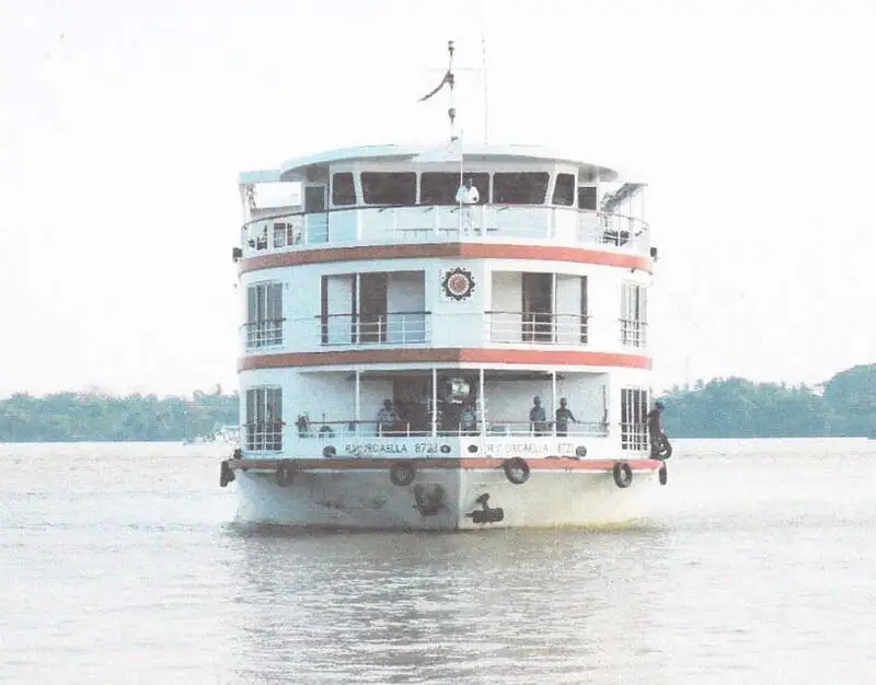 Kapal pelayaran untuk dijual