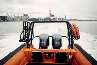 Kapal getah kaku untuk dijual
