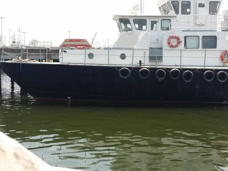 Kapal rondaan untuk dijual