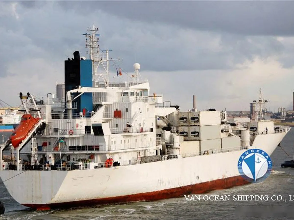 Kapal peti sejuk untuk dijual