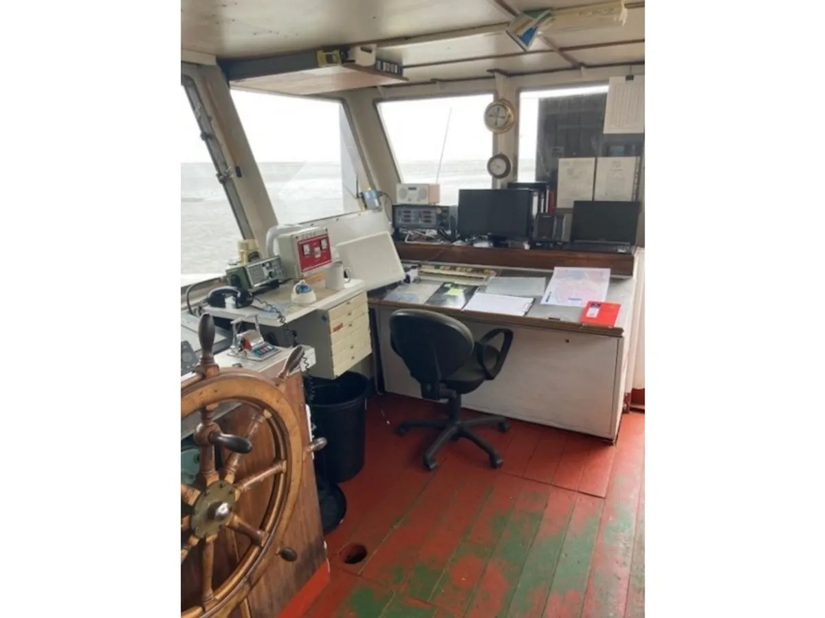 Kapal pengorek untuk dijual