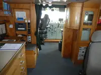Kapal penyelidik untuk dijual