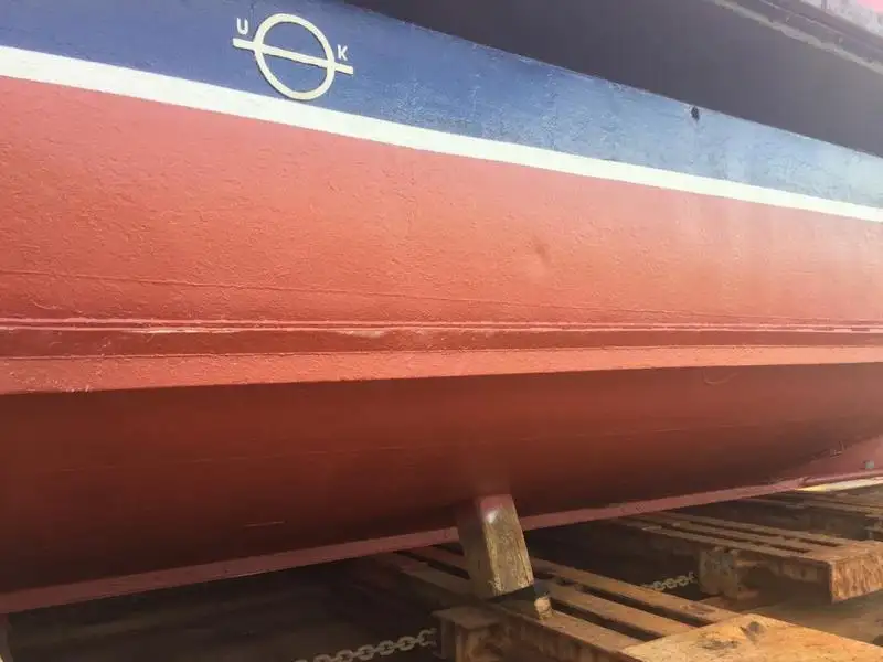 Kapal kerja untuk dijual