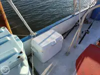 Kapal feri untuk dijual