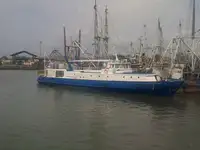 Kapal pelayaran untuk dijual