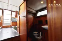 Kapal rondaan untuk dijual