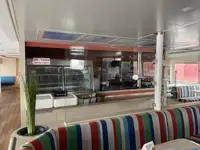 Kapal pelayaran untuk dijual