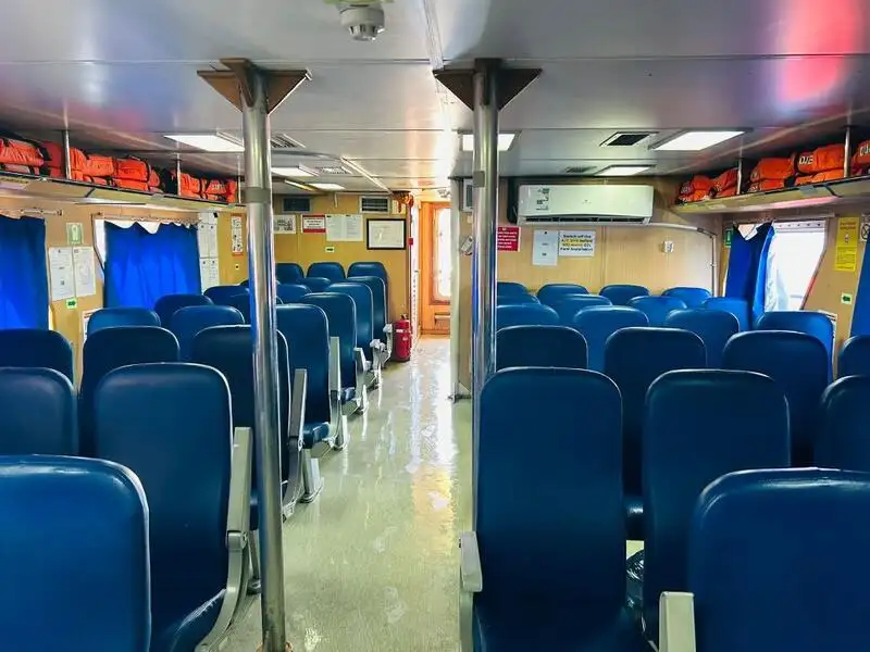 Kapal anak kapal untuk dijual