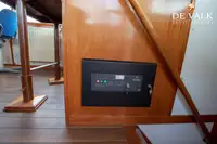 Kapal rondaan untuk dijual