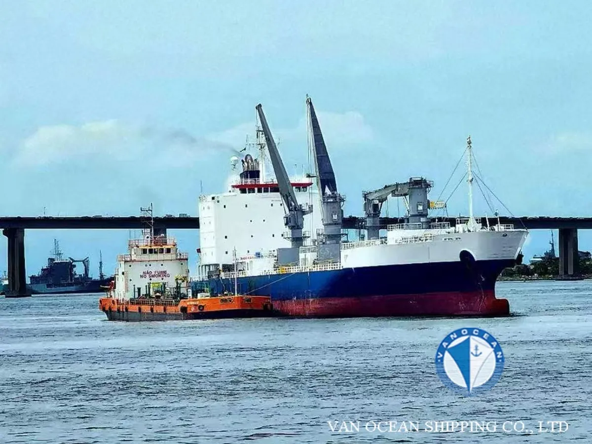 Kapal peti sejuk untuk dijual